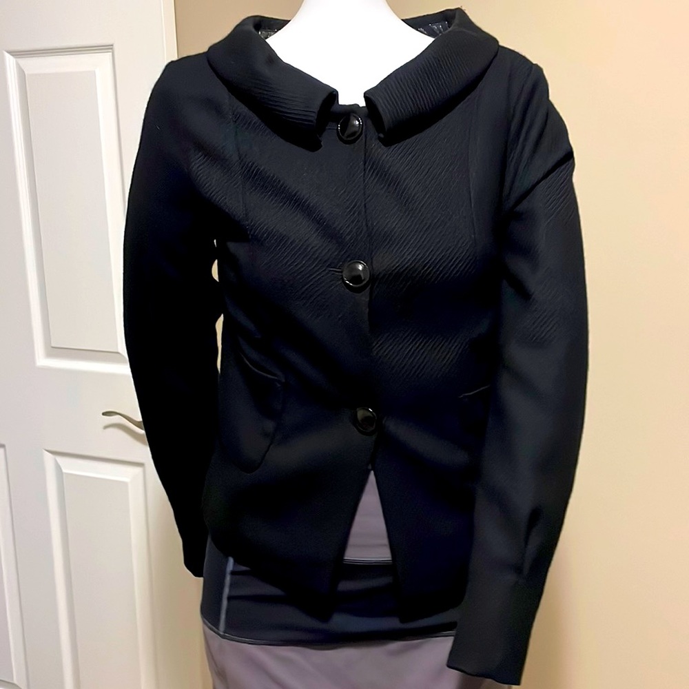 SCHUMACHER Wool Round Collar Long Sleeve Crop Blazer Jacket 3 Button Front S EC